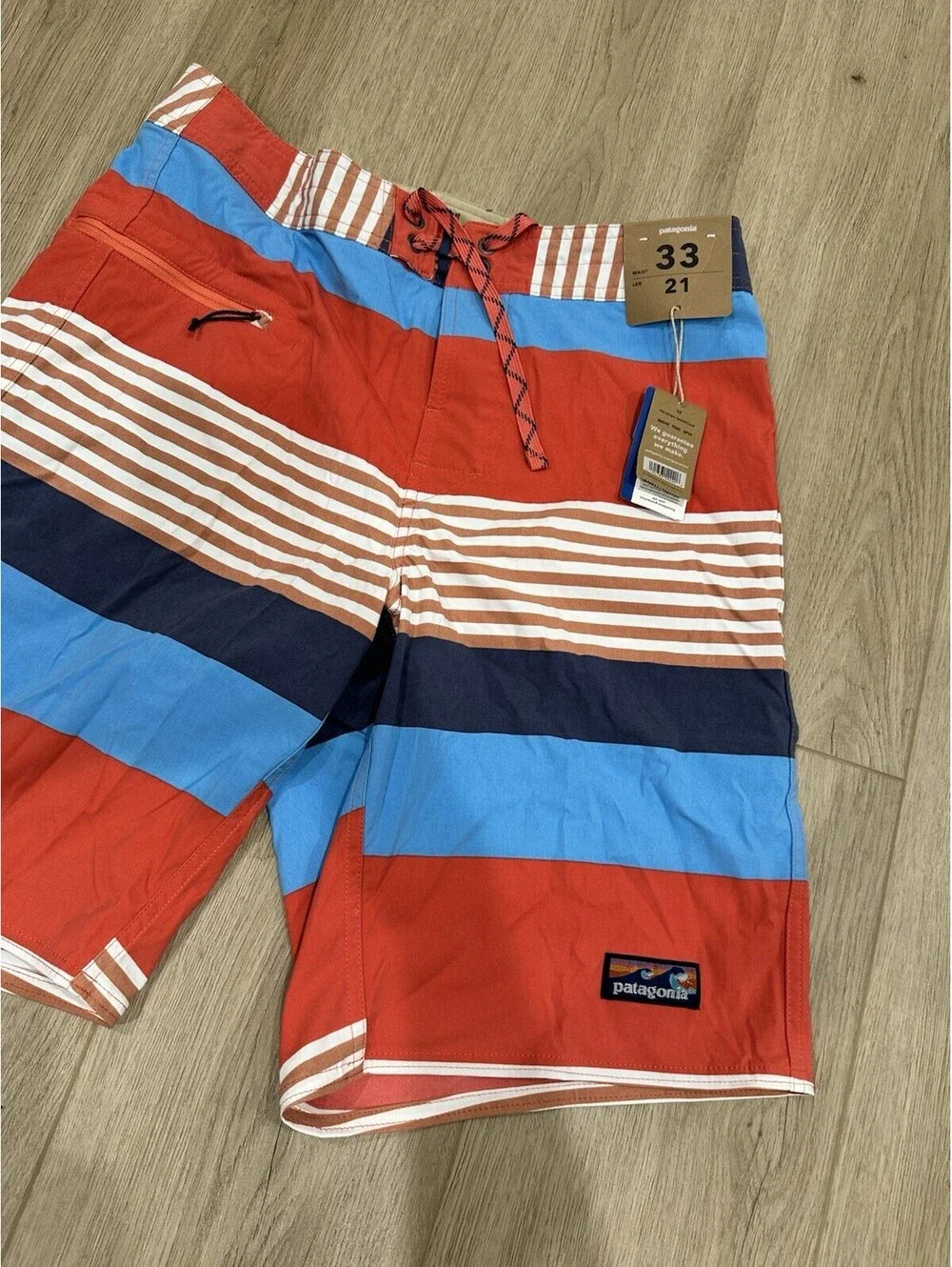 NWT Patagonia • Men's 21’ Wavefarer Boardshorts Swim Trunks • Size 33